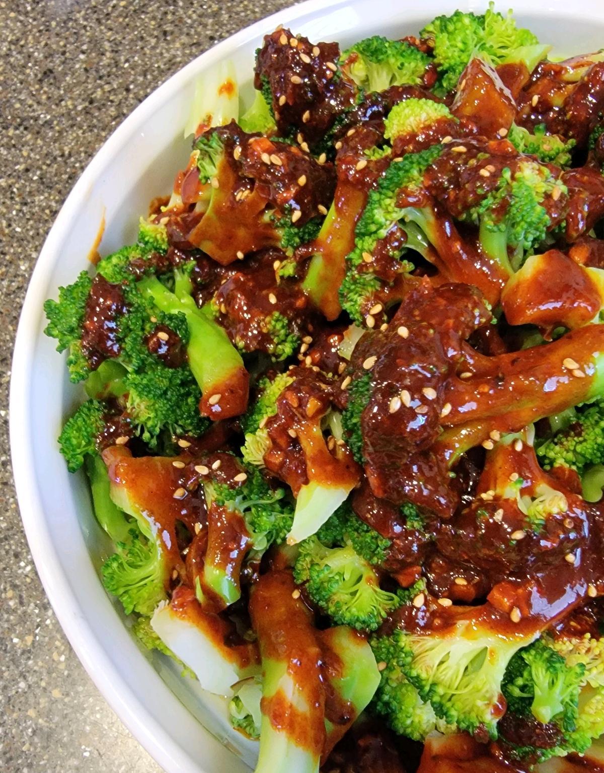 Blanched Broccoli with Chojang Dressing
