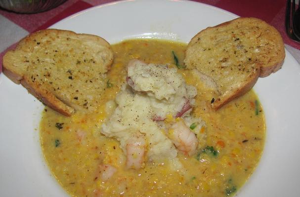 Fresh Corn and Shrimp Chowder