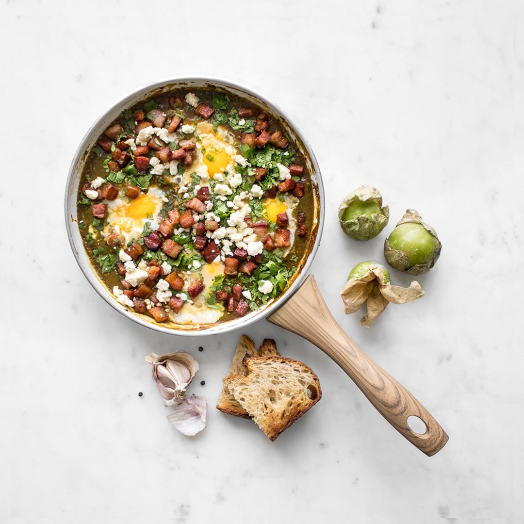 Green Shakshuka with Tomatillo Sauce