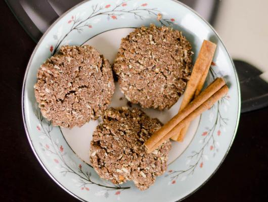 Sugar-Free Ginger Spice Cookies Recipe [Paleo, Gluten-Free, Dairy-Free]