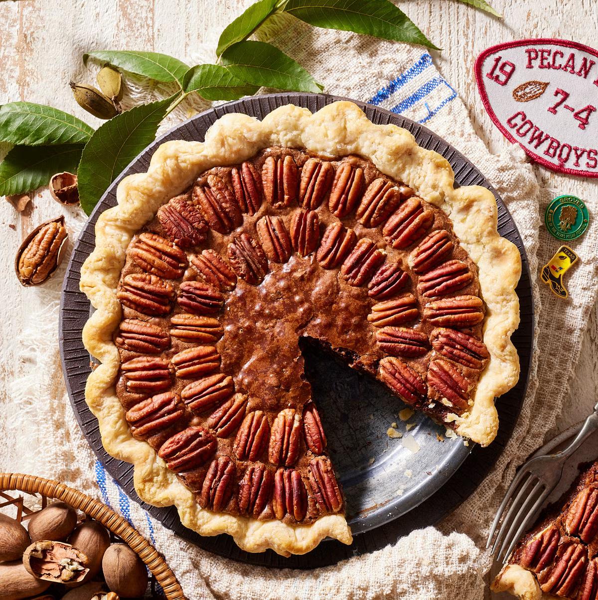 Pecan-Brownie Pie