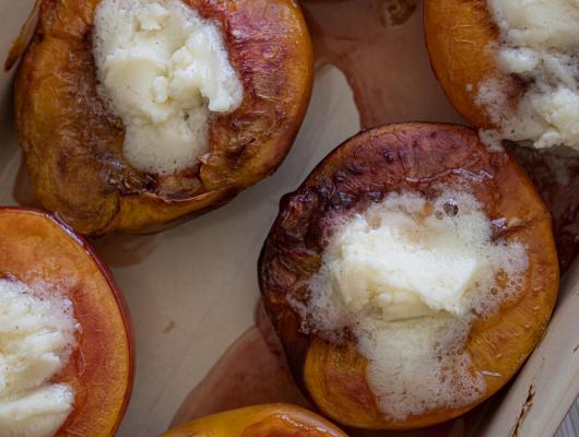 Mascarpone Roasted Peaches