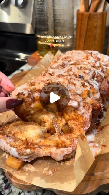 Apple Pie Pull-Apart Bread