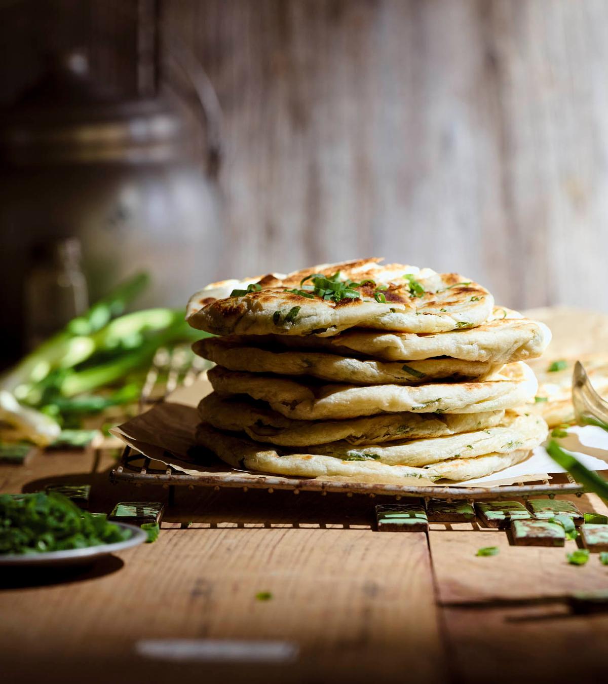 Scallion Pancakes | 蔥油餅, Cōng You Bˇıng