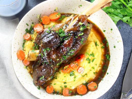 Slow Cooked Lamb Shanks with Polenta