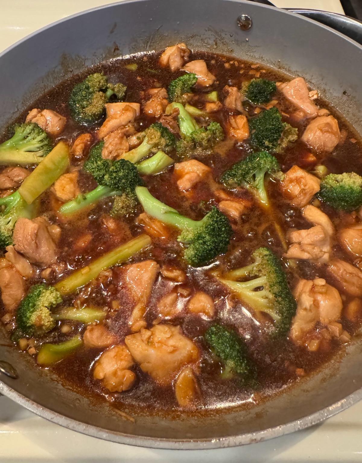Chicken and Broccoli with Brown Sauce