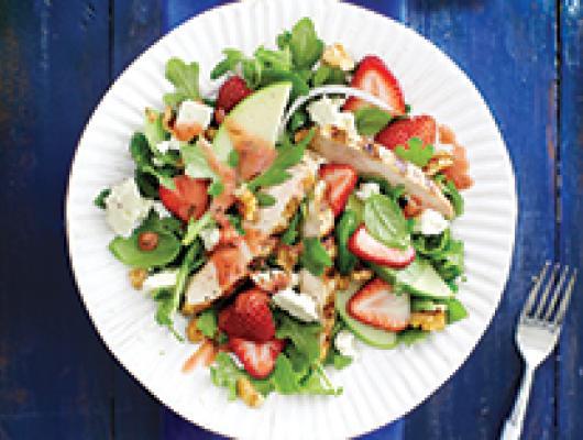 Grilled chicken and strawberry salad