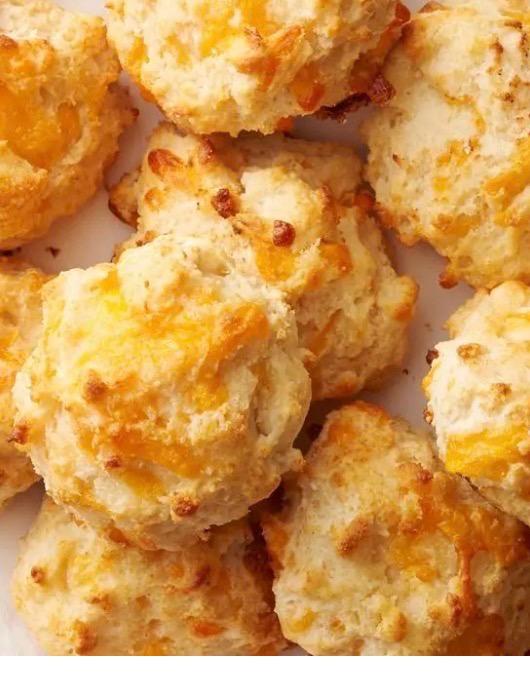 Cheese-Garlic Biscuits