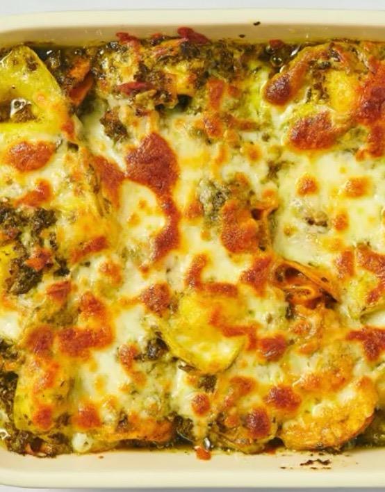 4-Ingredient Pesto Tortellini Bake