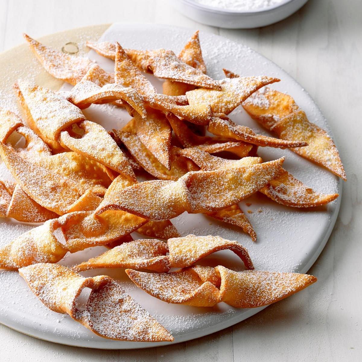 Crispy Norwegian Bows