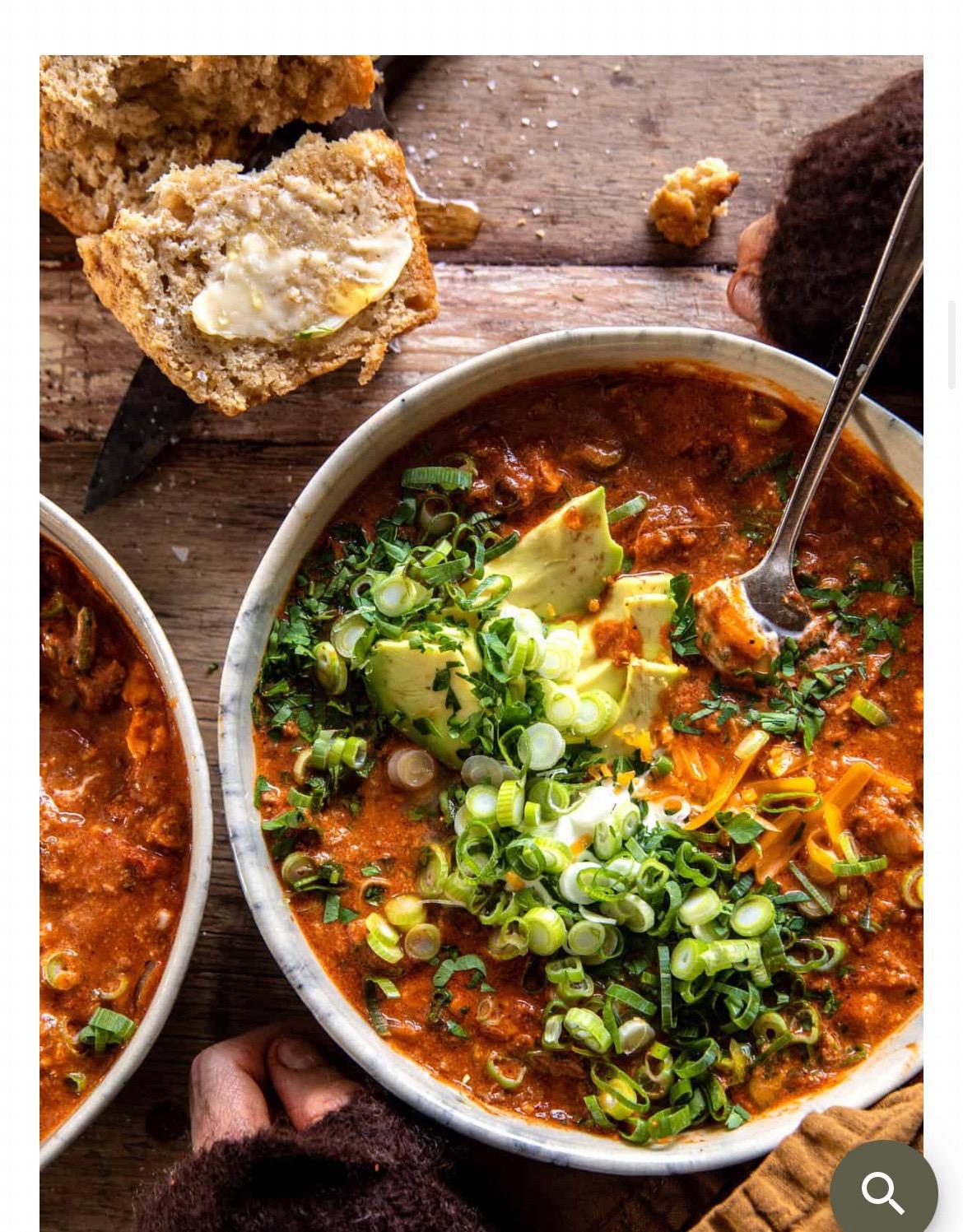 Crockpot Spicy Queso Beef Chili