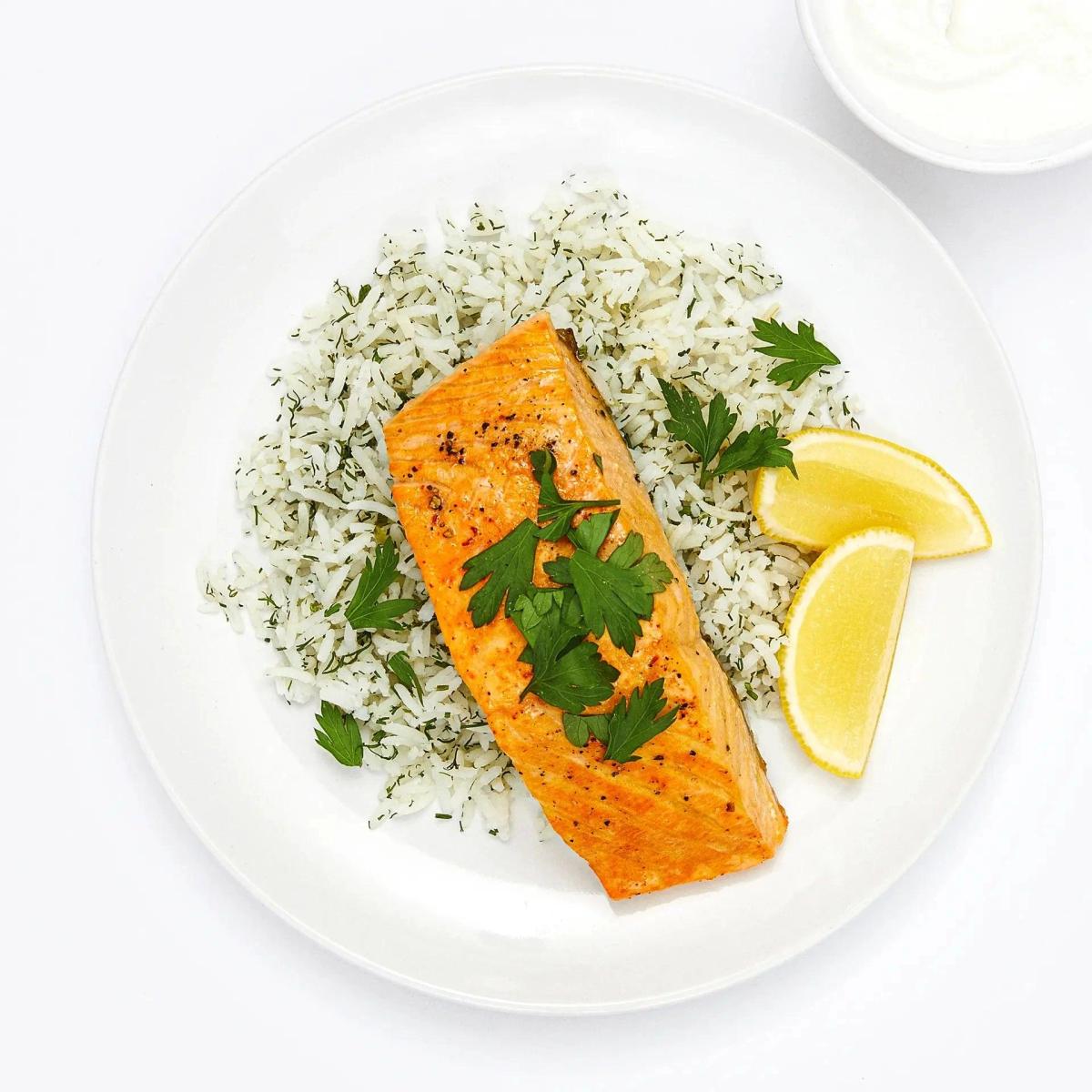 Pan Seared Salmon Fillet with Saffron Rice And Dill Recipe