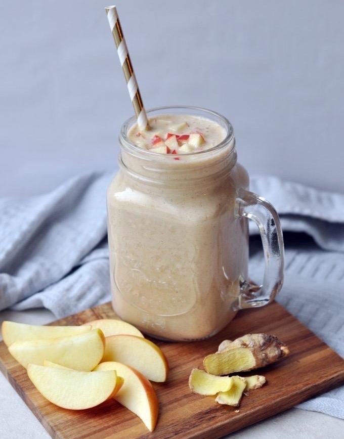 Easy Apple Pie Smoothie (gluten-free, vegan, and nut-free)